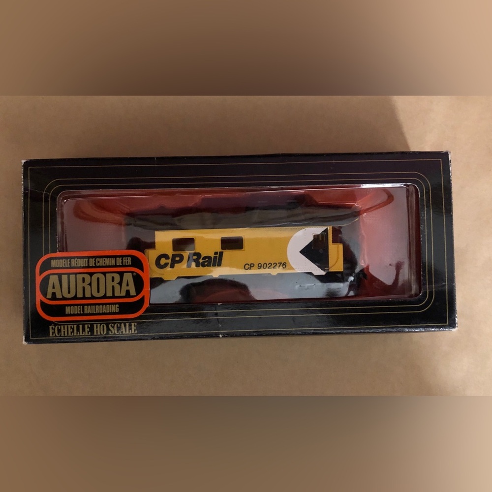 Vintage Aurora HO CP Rail Caboose in box CP 902276